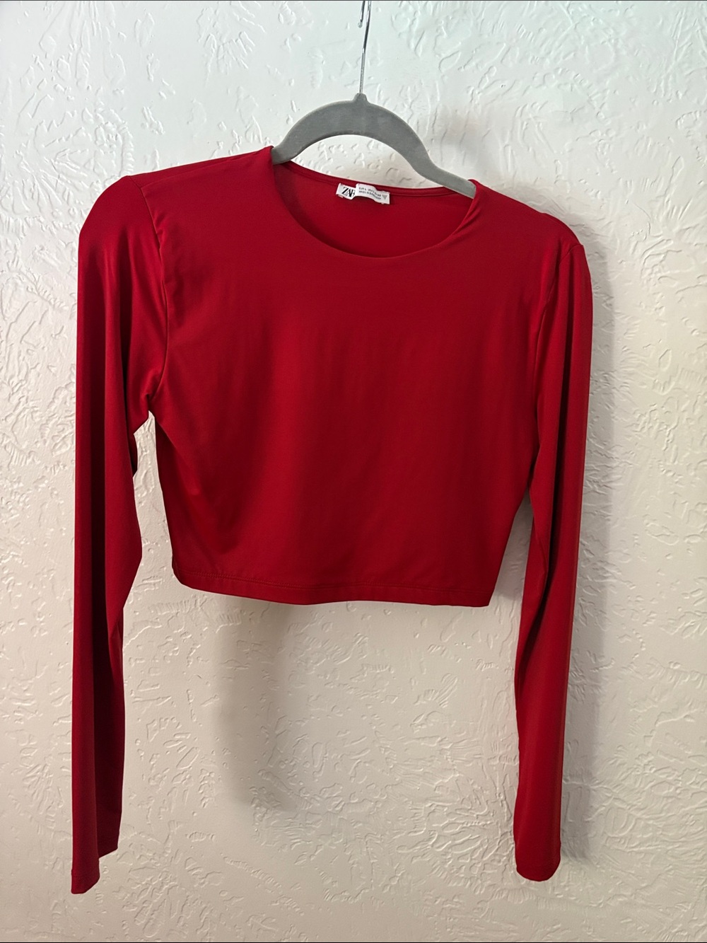 Zara Red Long-Sleeve Cropped Tee